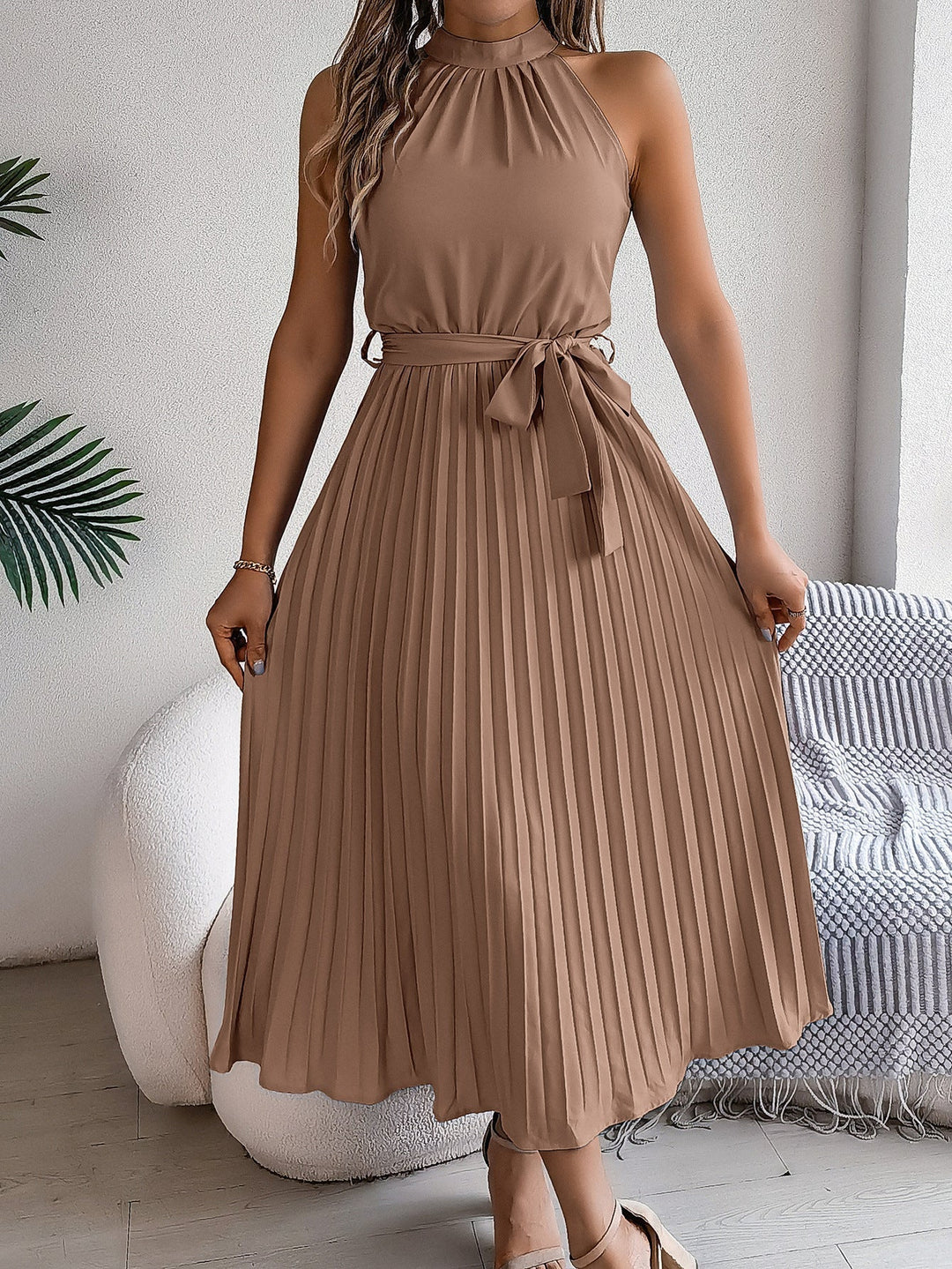 CELINE – Stylish Midi Dress